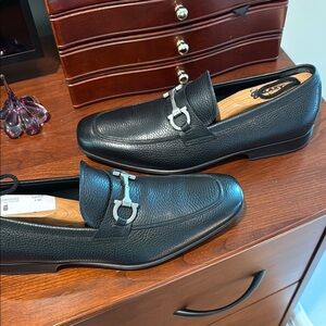 Salvatore Ferragamo Black Leather Loafers with Signature Horsebit